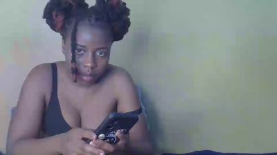 Daisyy_Delight live cam on Cam4