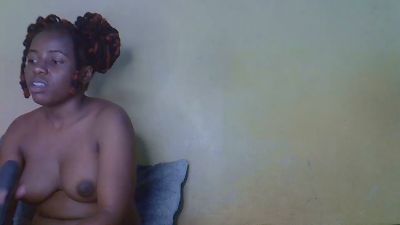 Daisyy_Delight live cam on Cam4