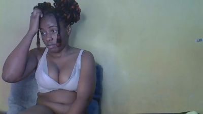 Daisyy_Delight live cam on Cam4