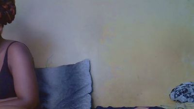 Daisyy_Delight live cam on Cam4