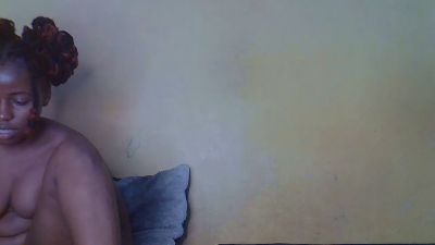 Daisyy_Delight live cam on Cam4