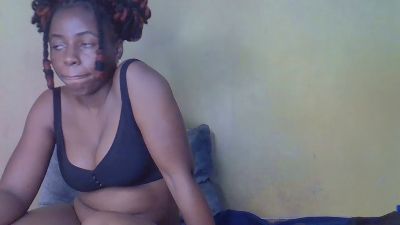 Daisyy_Delight live cam on Cam4