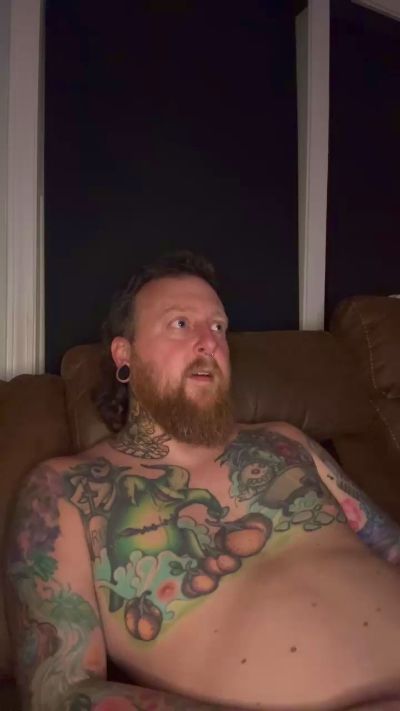 DaleEarnHard live cam on Cam4