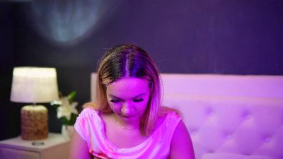 DaliaParis live cam on Cam4