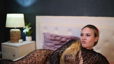 DaliaParis live cam on Cam4