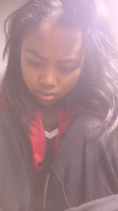 Daliah02 live cam on Cam4