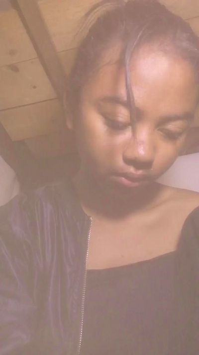 Daliah02 live cam on Cam4