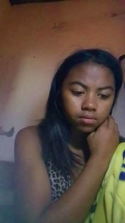 Daliah02 live cam on Cam4