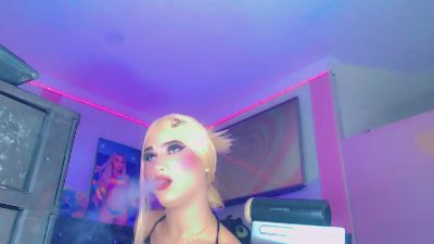 DalilaBacil25 live cam on Cam4