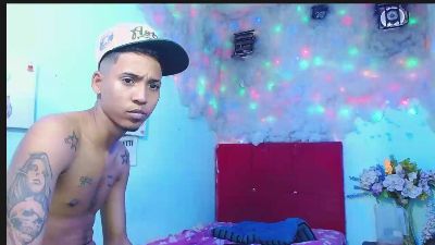 Dalilahot_ea live cam on Cam4