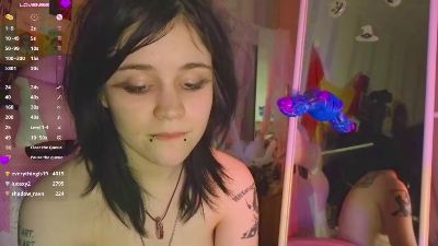 DallasOlea live cam on Cam4