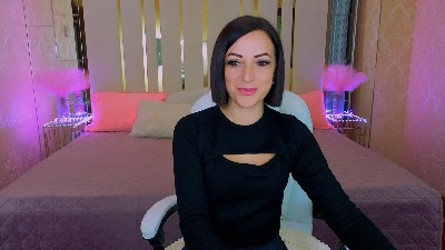 DalorasLin live cam on Cam4