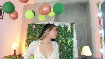 DamelisGrey live cam on Cam4