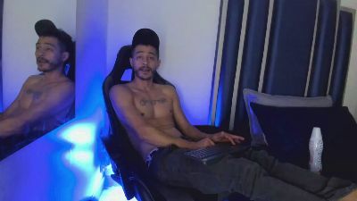 Damiam_23 live cam on Cam4