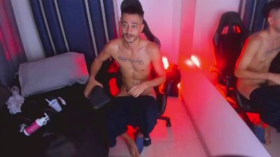 Damiam_23 live cam on Cam4