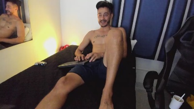 Damiam_23 live cam on Cam4