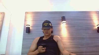 DamianFrostt live cam on Cam4