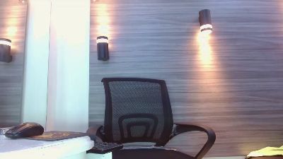 DamianFrostt live cam on Cam4