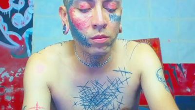 Damian_77 live cam on Cam4