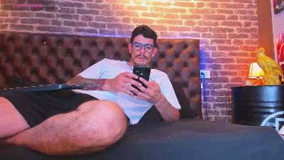 Damian_Bulls live cam on Cam4