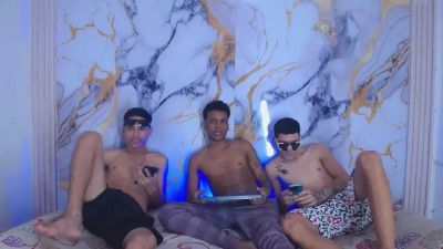 Damian_cute01 Live Cam on Cam4