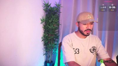 Damon_Frost live cam on Cam4