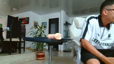 Damyan_2003 live cam on Cam4