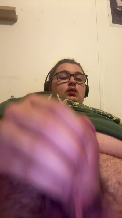 DanBigD21 live cam on Cam4