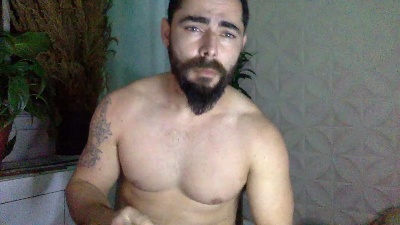 DanWolfMan live cam on Cam4
