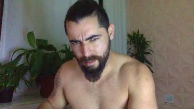 DanWolfMan live cam on Cam4