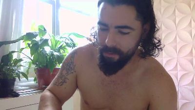 DanWolfMan live cam on Cam4