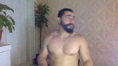 DanWolfMan live cam on Cam4