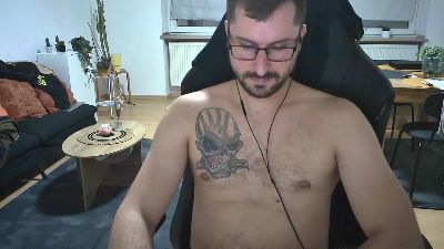 Dan_the_Man405 live cam on Cam4
