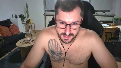 Dan_the_Man405 live cam on Cam4