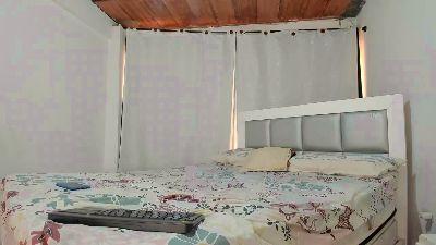 Dana_777 live cam on Cam4