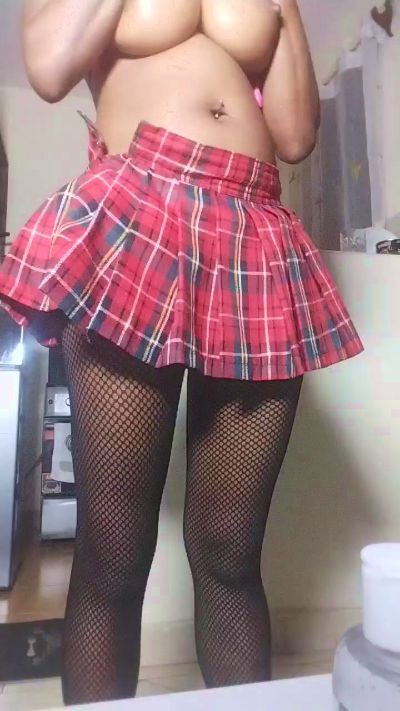 Dance254 live cam on Cam4