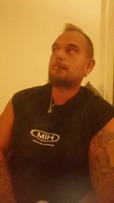 Dani4490 live cam on Cam4
