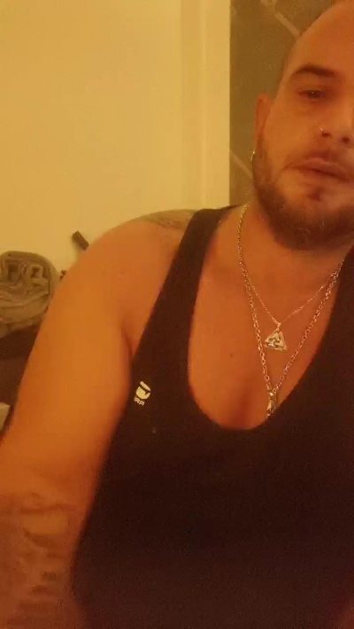 Dani4490 live cam on Cam4