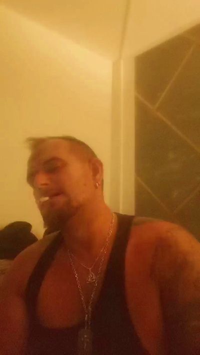 Dani4490 live cam on Cam4