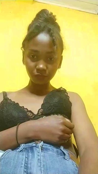 Daniah27 webcam