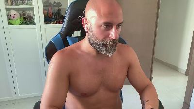 Daniaj87 live cam on Cam4