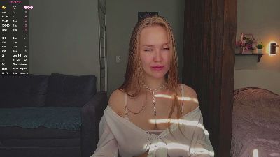 DanicaLatigo live cam on Cam4