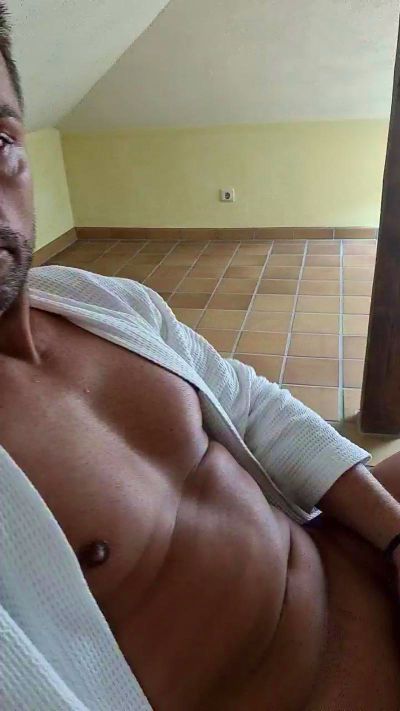 Daniel85Schlam live cam on Cam4