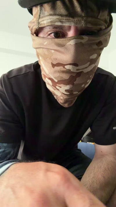 DanielMAh live cam on Cam4