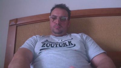 Danielitohot69 live cam on Cam4