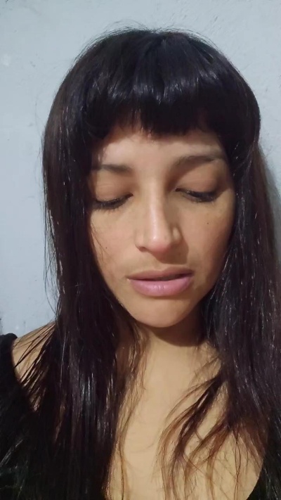 Danieversee live cam on Cam4