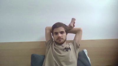 Danievio21 live cam on Cam4