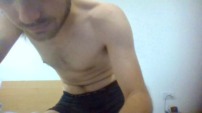 Danievio21 live cam on Cam4