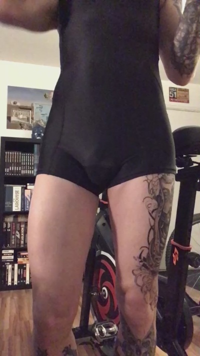 Danihell6669 live cam on Cam4
