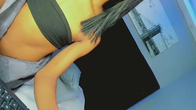 DaniielaFoxx live cam on Cam4